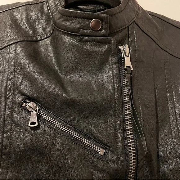 NWT Sisley The Rock Club Faux Leather Fringe Moto Vest Size XS - Picture 4 of 9